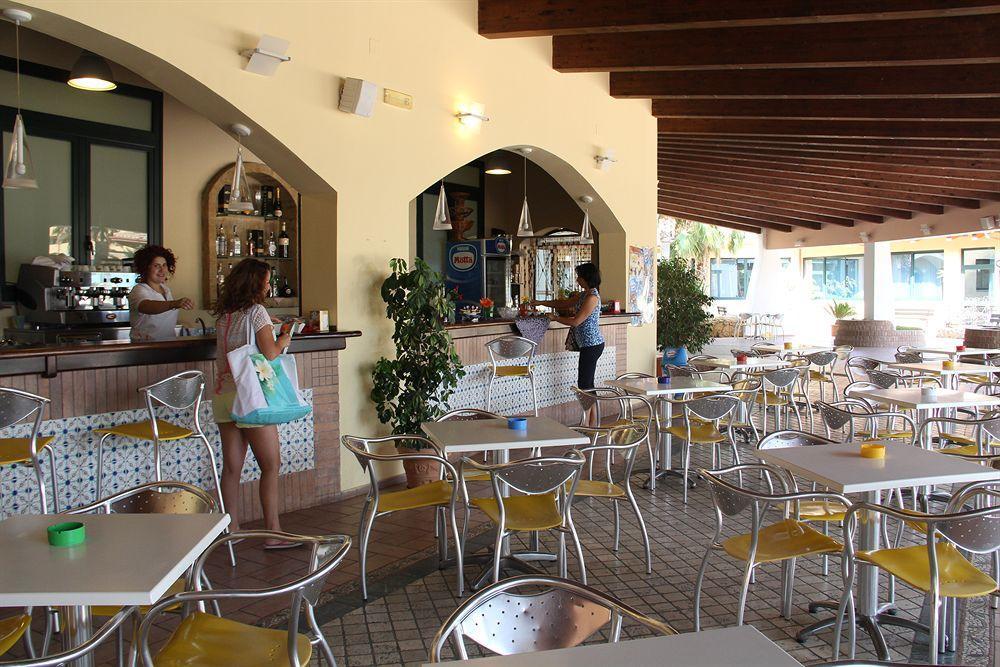 Th Le Castella - Baia Degli Dei Village Exterior photo