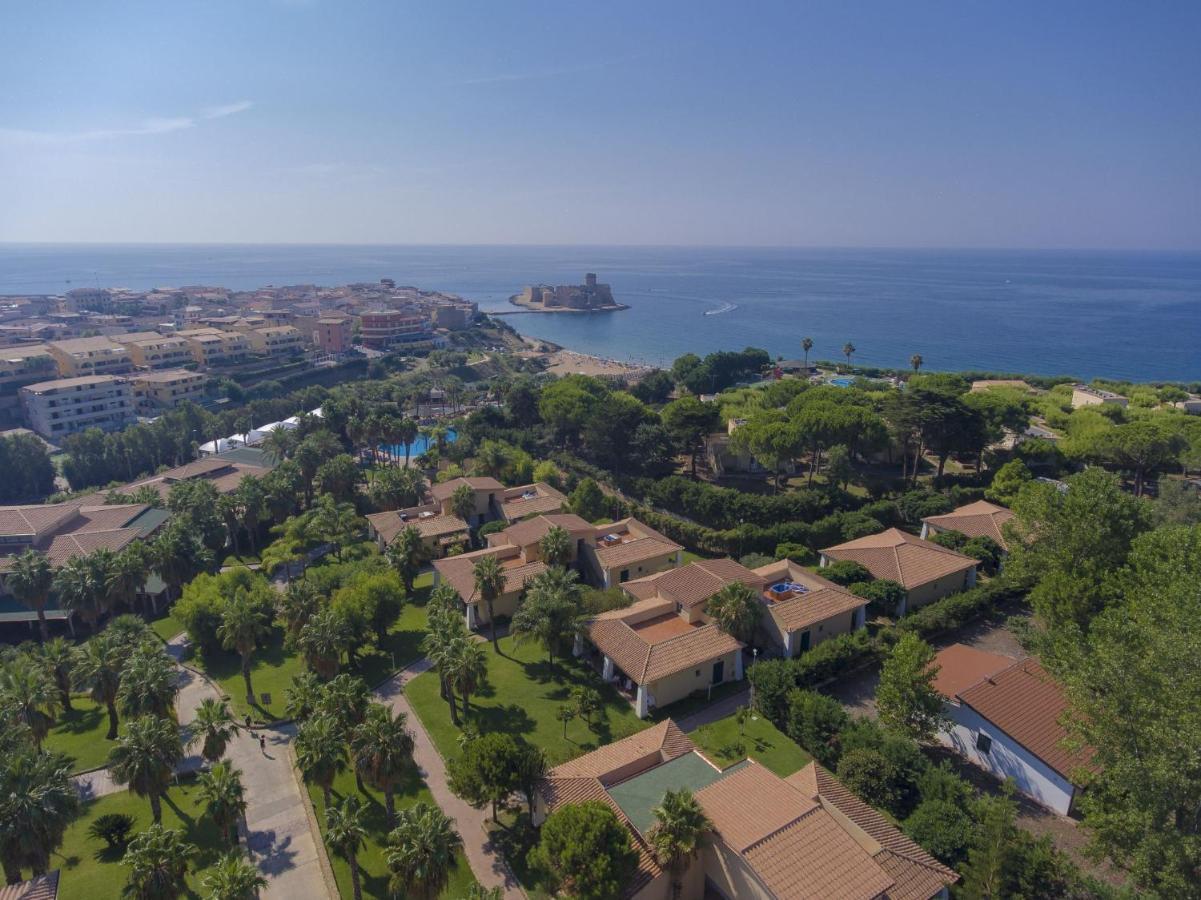 Th Le Castella - Baia Degli Dei Village Exterior photo